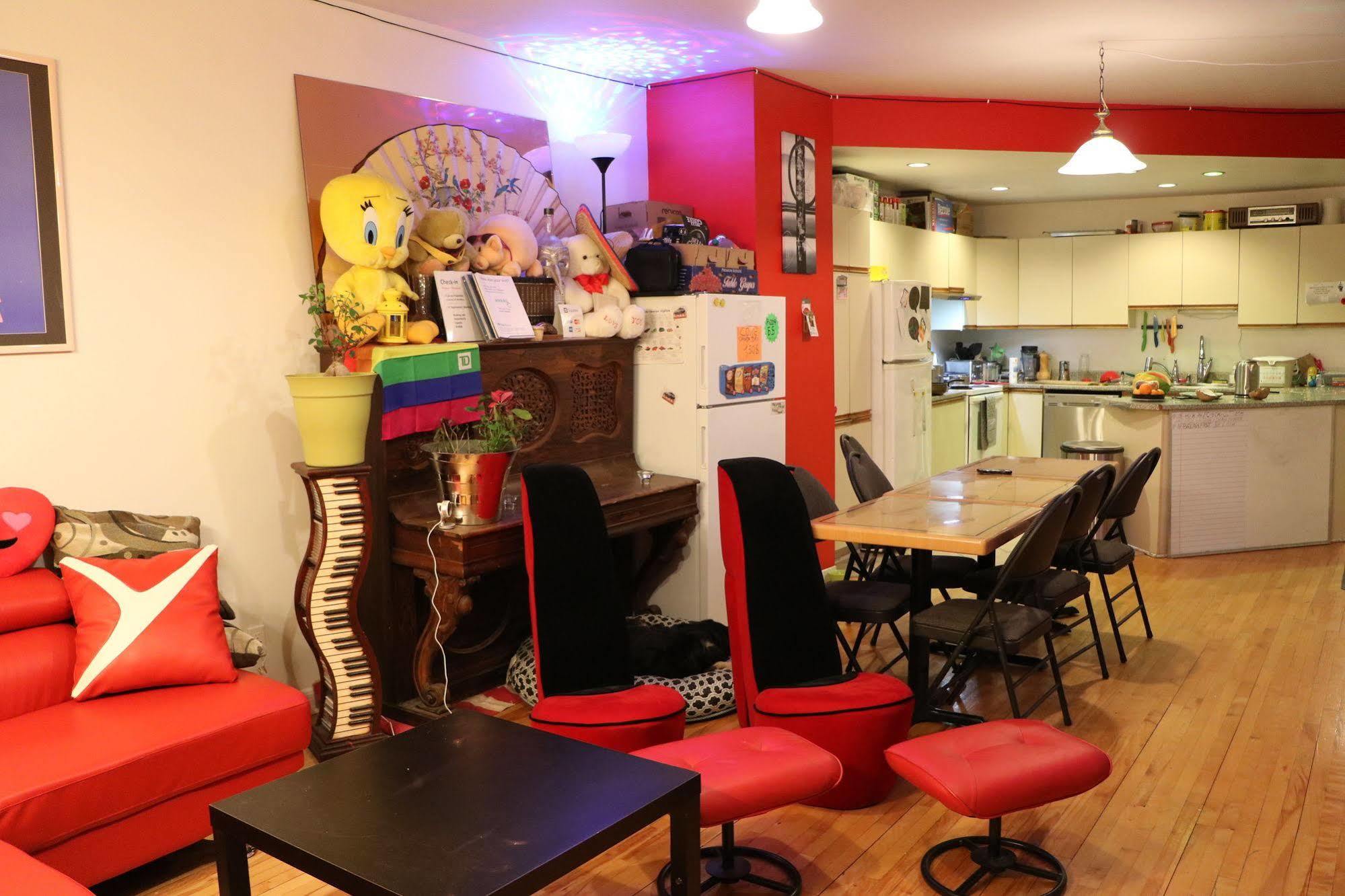 Auberge Reboot Hostel Монреаль Екстер'єр фото