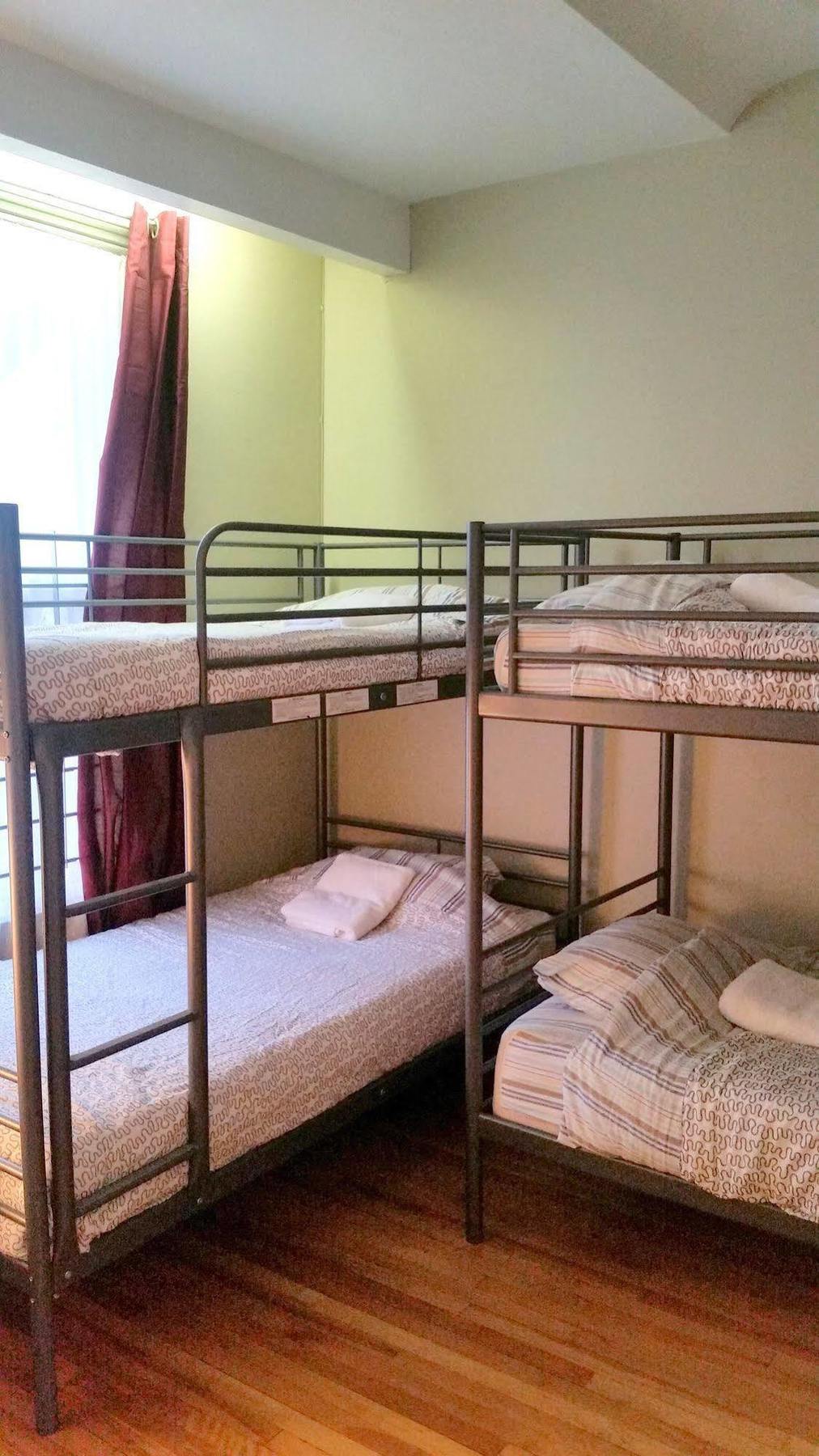 Auberge Reboot Hostel Монреаль Екстер'єр фото