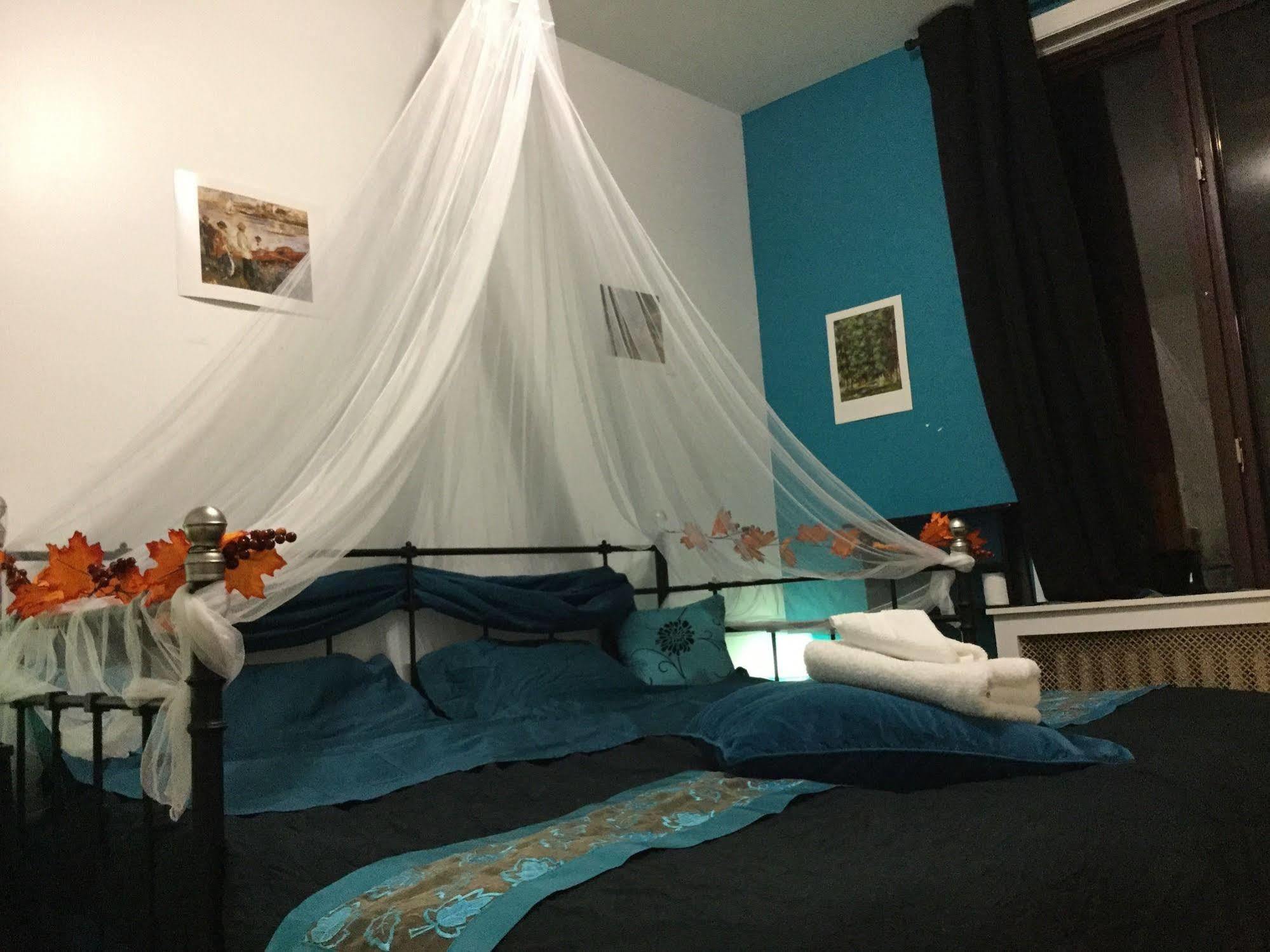 Auberge Reboot Hostel Монреаль Екстер'єр фото